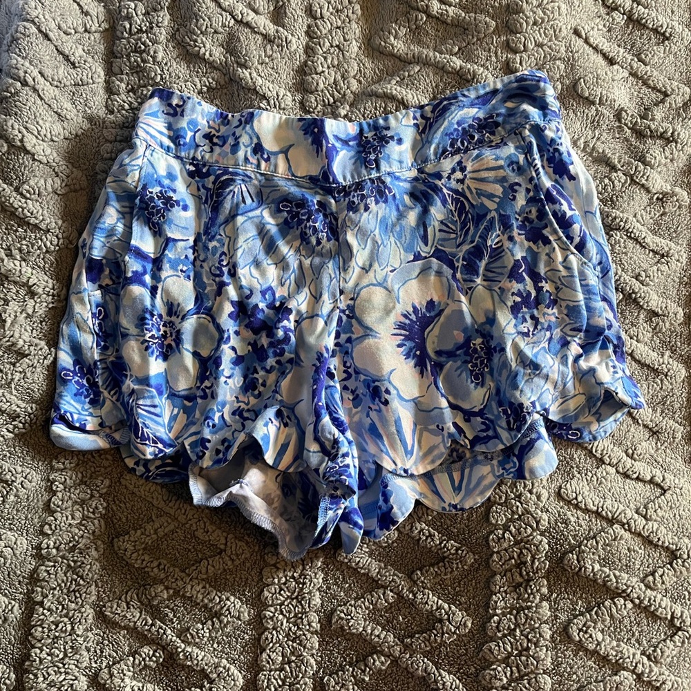 Lilly Pulitzer Blue and White Soft Shorts